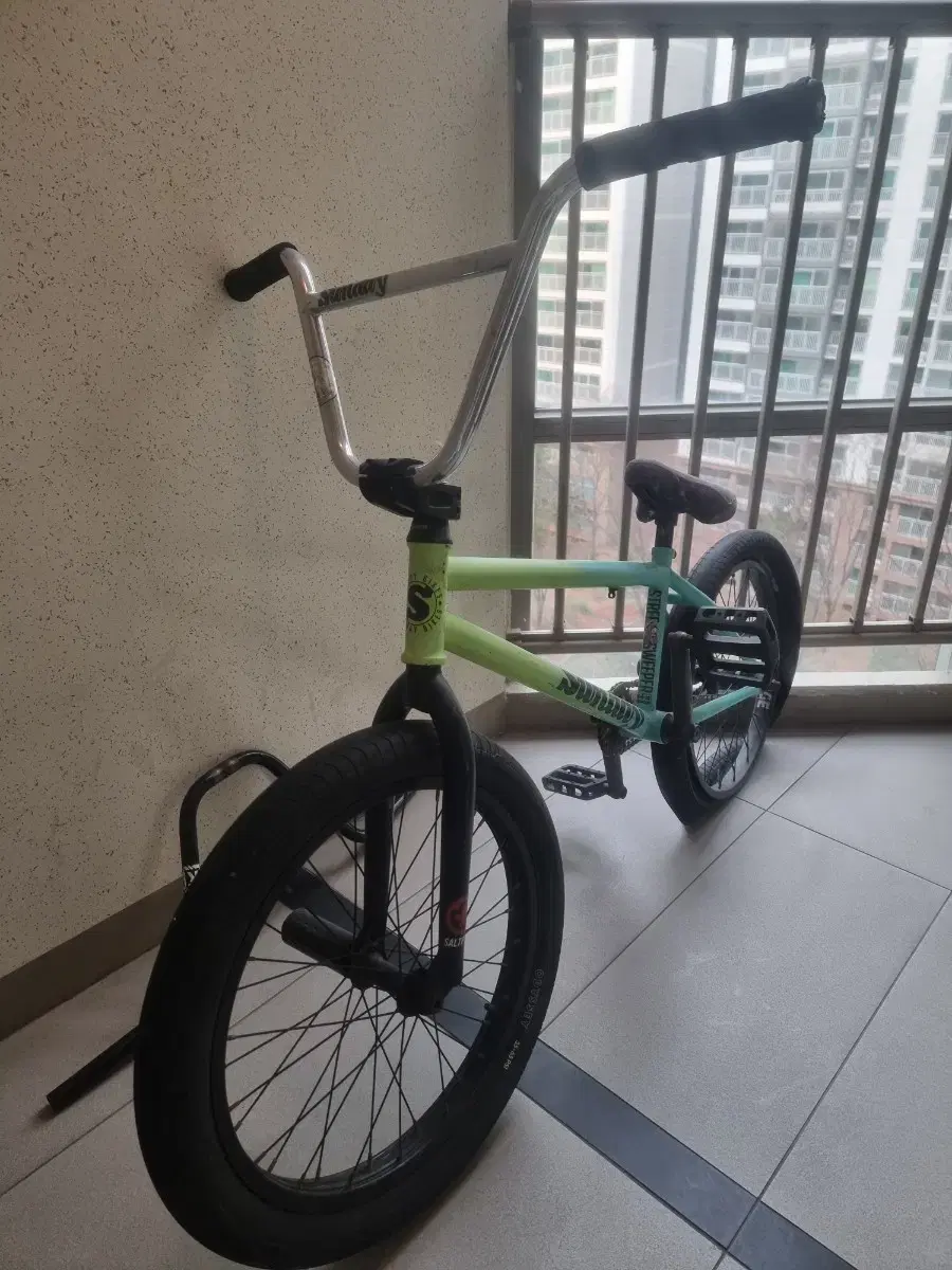 스트릿 스위퍼 BMX 팔아요